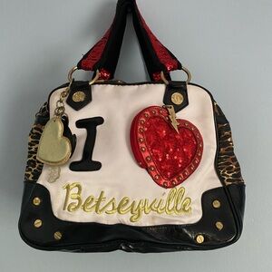 ✨ Collectors ✨Vintage I ❤️ Betseyville Betsey Johnson handbag